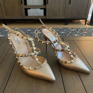 Valentino Rockstud Pump 39 Skin